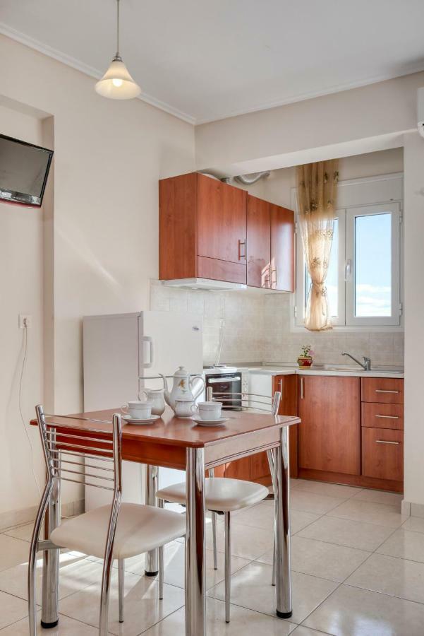 Niovi Luxury Apartments Loutra Edipsou  Eksteriør billede