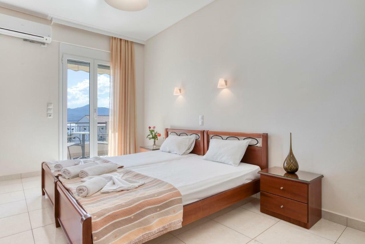 Niovi Luxury Apartments Loutra Edipsou  Eksteriør billede